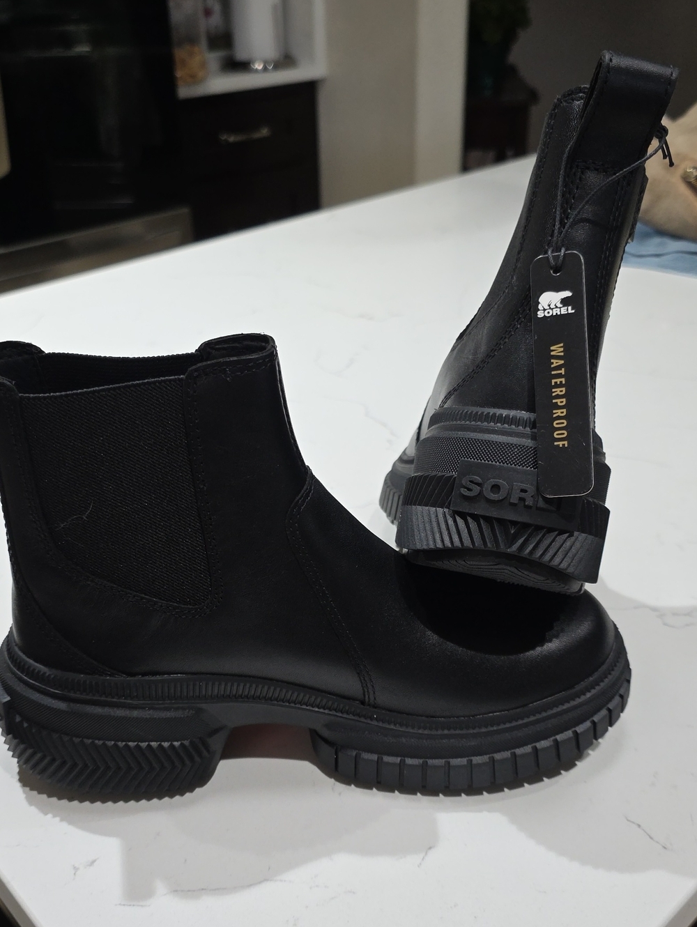 Sorel One Ave NWT Black Chunky Chelsea Boots Waterproof Size 7